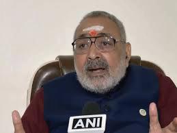 Giriraj Singh mocks Rahul Gandhi's Begusarai fishing stunt