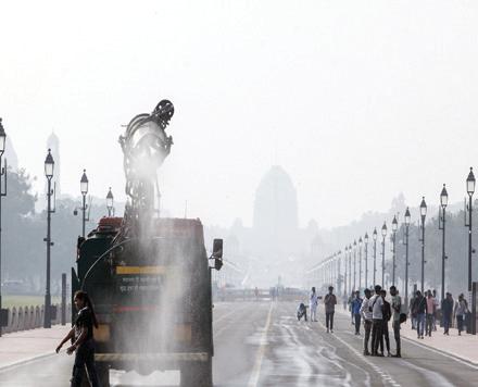 PWD to install automatic mist sprayers at Delhi pollution hotspots