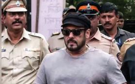 COMPLAINT FILED AGAINST SALMAN KHAN OVER MISLEADING PAN MASALA ADS