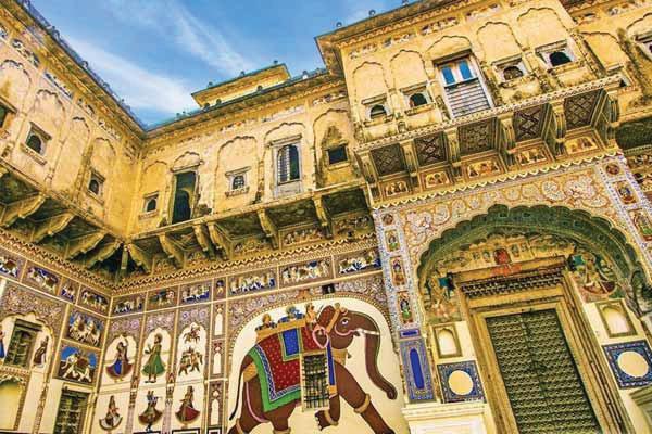 HAVELIS OF INDIA- STORIES, ART, TOURISM AND ARCHITECTURE