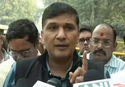 Sympathy has no value if Govt can't provide ambulance, says AAP's Bharadwaj