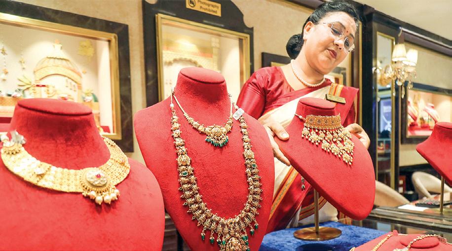 India's gems and jewellery trade slumps in October