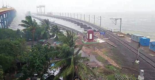 Cyclone 'Ditwah' hits Tamil Nadu's Pamban with strong winds, heavy rain