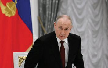 Putin allows visa-free entry for Chinese citizens into Russia