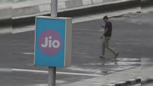 Jio users to get advance security warnings on highways