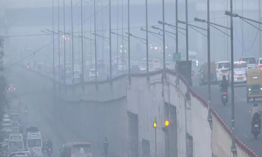 Delhi air quality sees mild improvement as AQI settles at 299