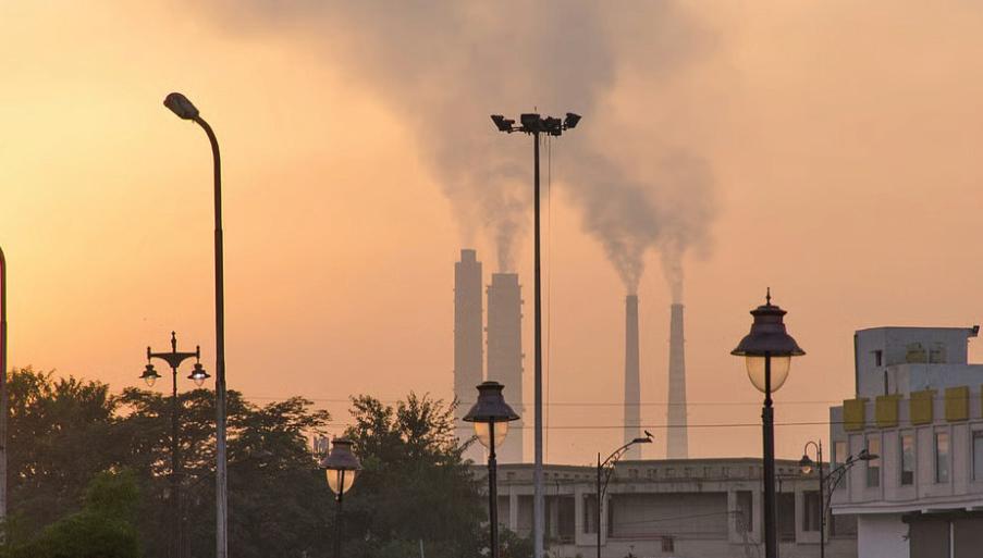 WHEN SMOG BECOMES SOLVENCY RISK: CLIMATE AT HEART OF BANKING FRAGILITY