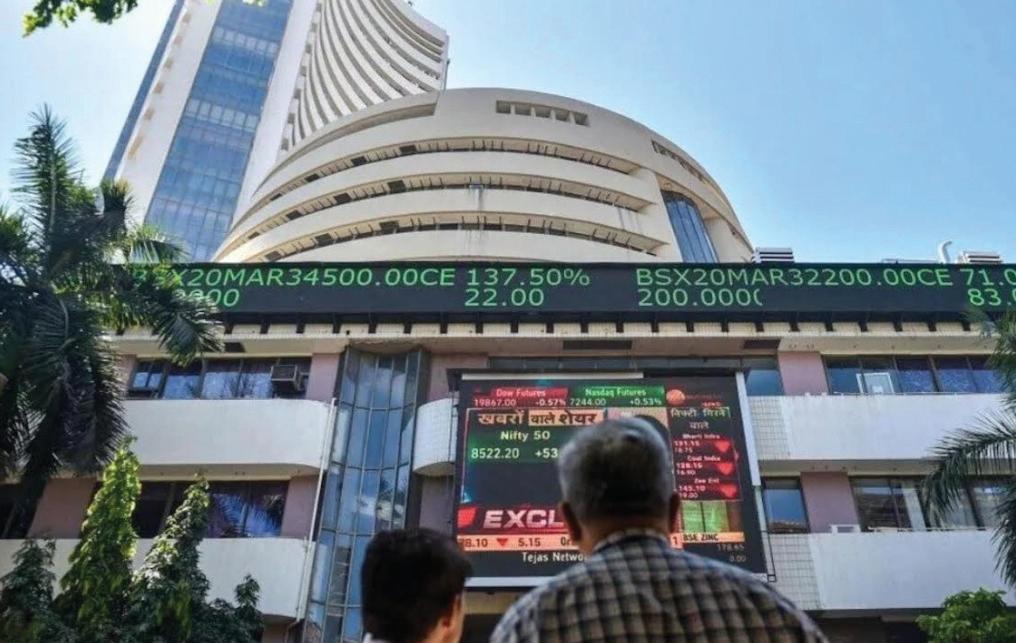 SENSEX, NIFTY DOWN ABOUT 0.7-0.9%