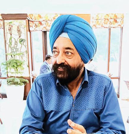 Doctor Sarbjit Singh’s Initiative: Mask Distribution to Combat Delhi’s Pollution