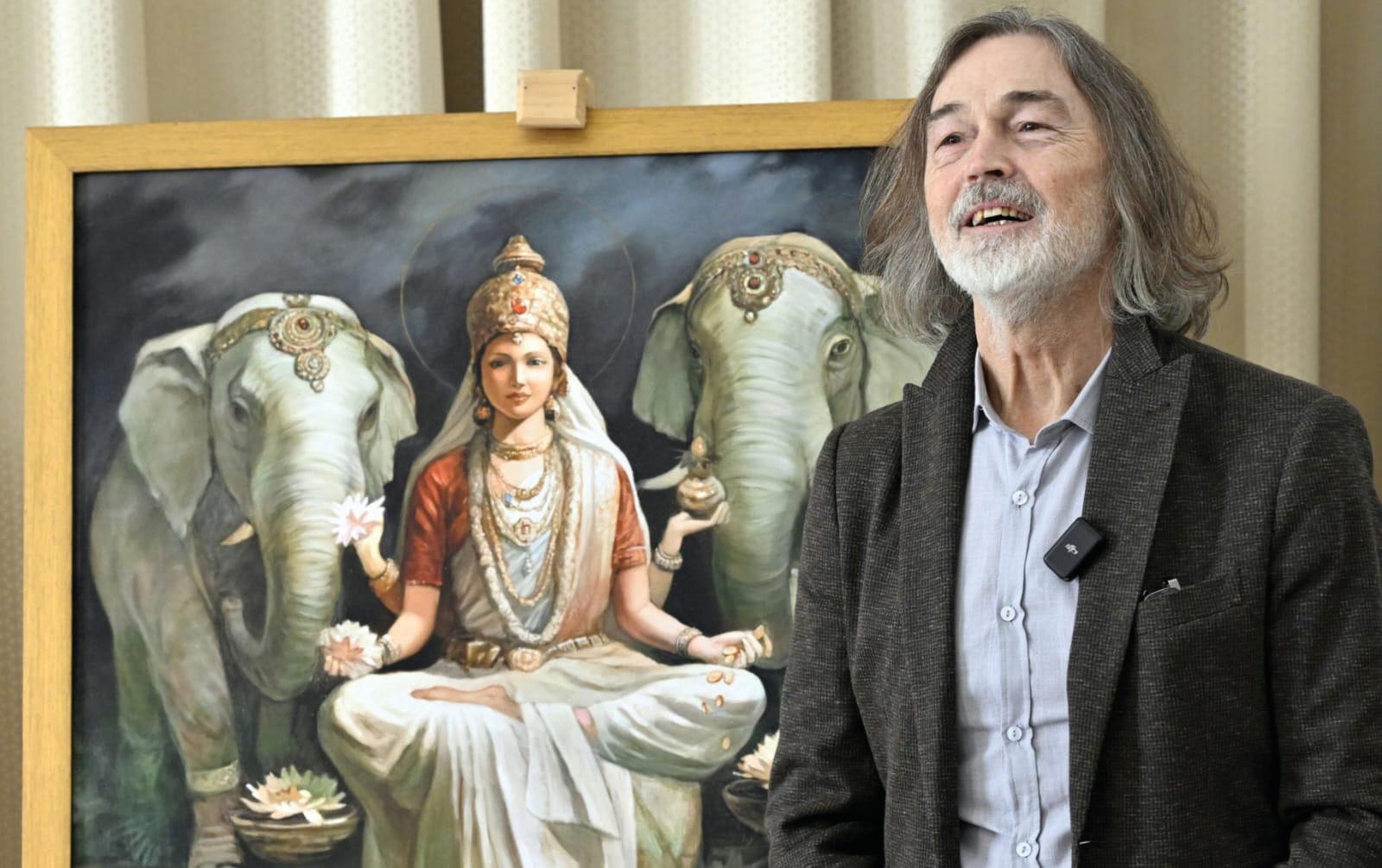 Dream Vision: Nikas Safronov's Solo Exhibition Opens at Lalit Kala Akademi