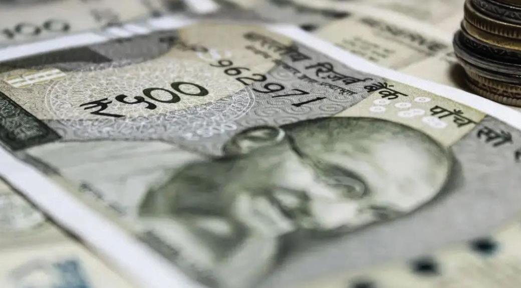 FED RATE CUT EASES PRESSURE ON RUPEE; INDIA SEEN STABLE ON FX, BONDS: REPORT