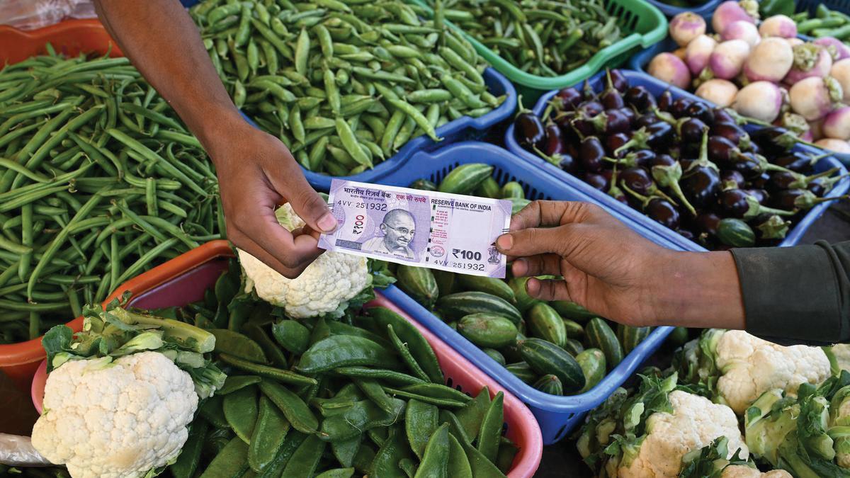 INDIA'S RETAIL INFLATION RISES TO 0.71% IN NOVEMBER