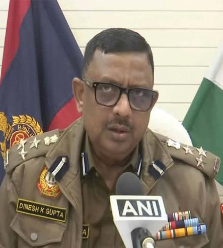 Large-scale traffic arrangement at borders, 2686 fines collected till now: Additional CP Traffic