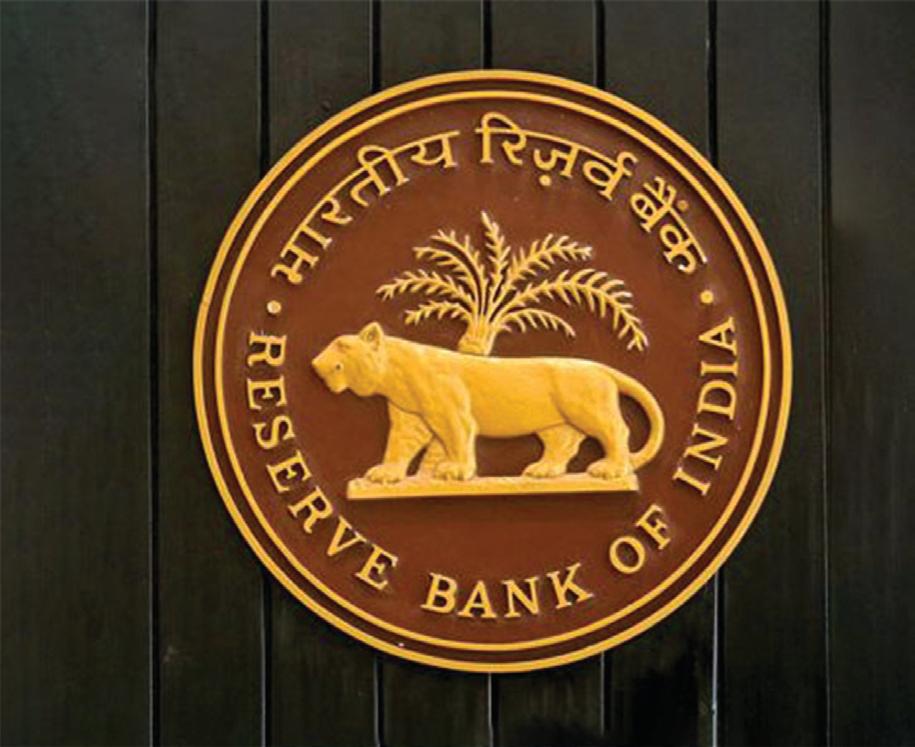 Economists back RBI rate pause amid growth, inflation