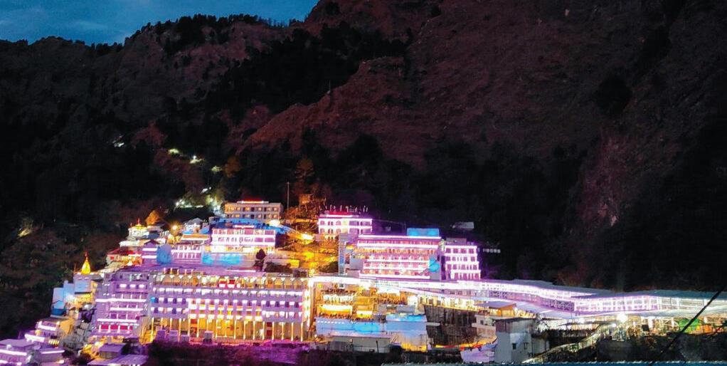 Over 31,000 pilgrims visit Vaishno Devi shrine on first day of Navratri