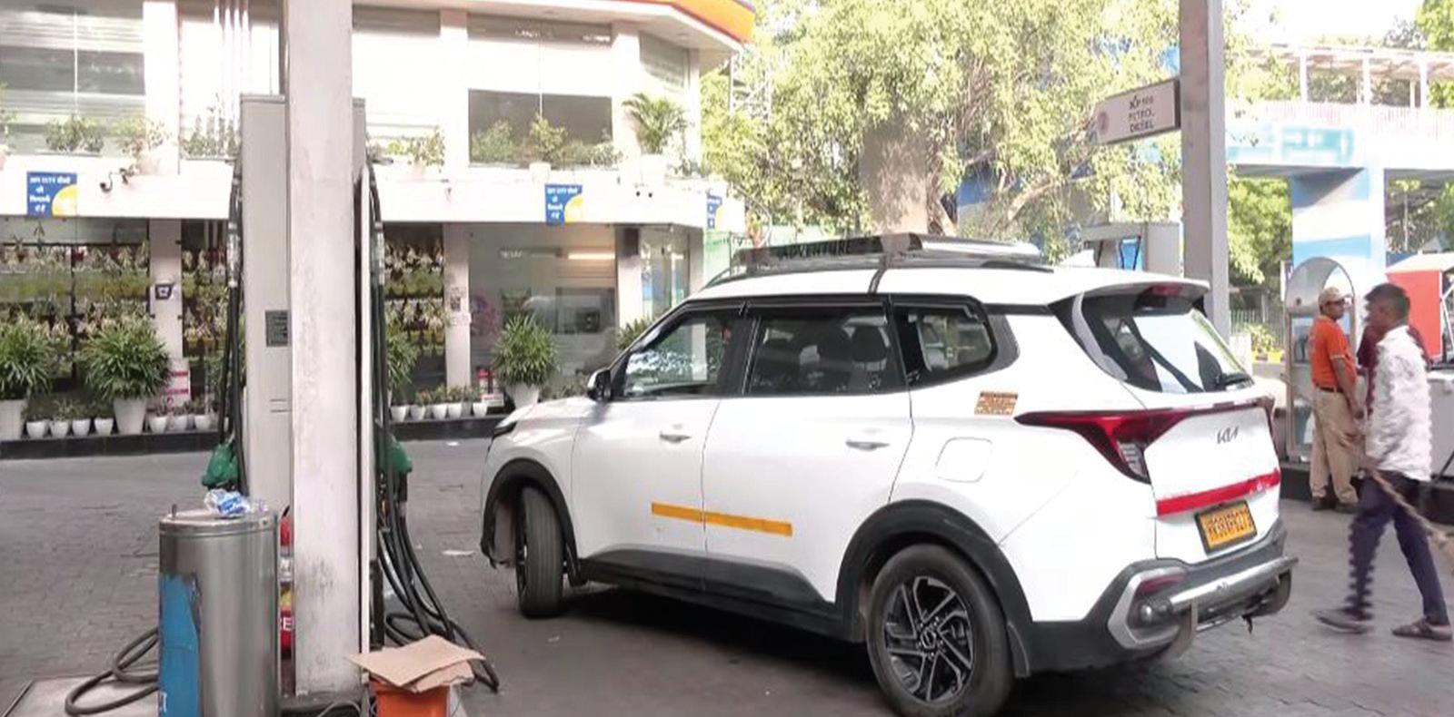 India sees minimal fuel price hike amid global surge