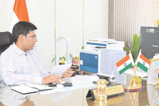 పల్లె పండుగ పనులు మార్చి 5కి పూర్తి చేయాలి.