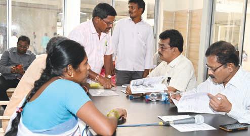 పిజిఆర్ఎస్ అర్జీలకు గడువులోగా పరిష్కరించాలి