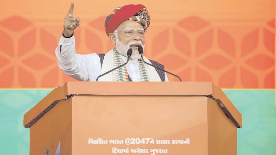 దశాబ్దాల నాటి సంకెళ్లను బద్దలు కొట్టాం