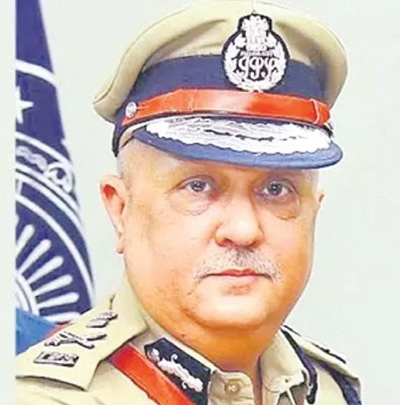 రెగ్యులర్ డిజిపిగా హరీష్ కుమార్ గుప్తా,