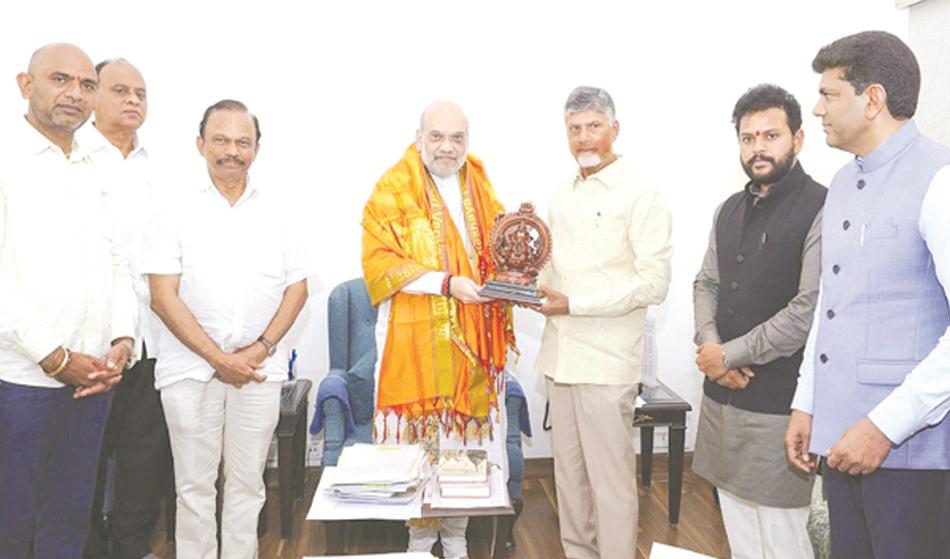 'బనకచర్ల'కు అనుమతులివ్వండి