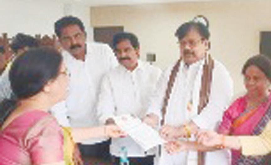 పులివెందుల, ఒంటిమిట్ట ఉపఎన్నికలపై తీవ్రదుమారం