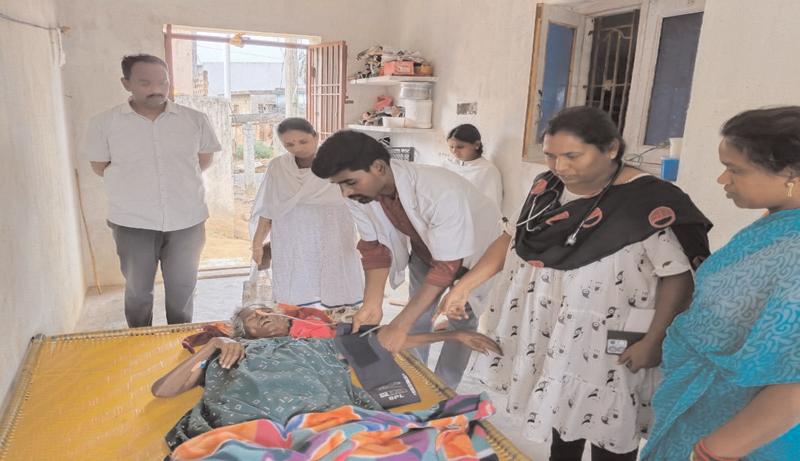 ధైర్యంగా ఉండండి మేమున్నాం..