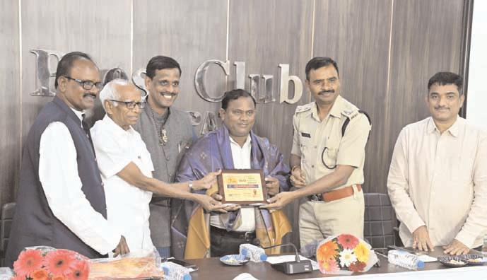 మీడియా పాత్ర ఎంతో కీలకం