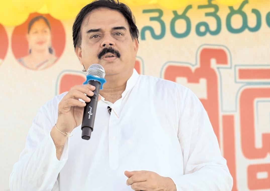 ఈసారి ధాన్యం కొనుగోలు పండుగలా జరగాలి