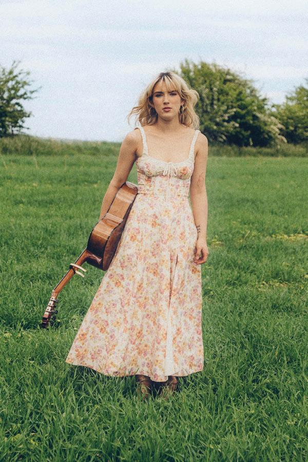 PLAY NEXT RIANNE DOWNEY 'T'M NOT GONNA LET LIFE GET IN THE WAY OF MY DREAM'
