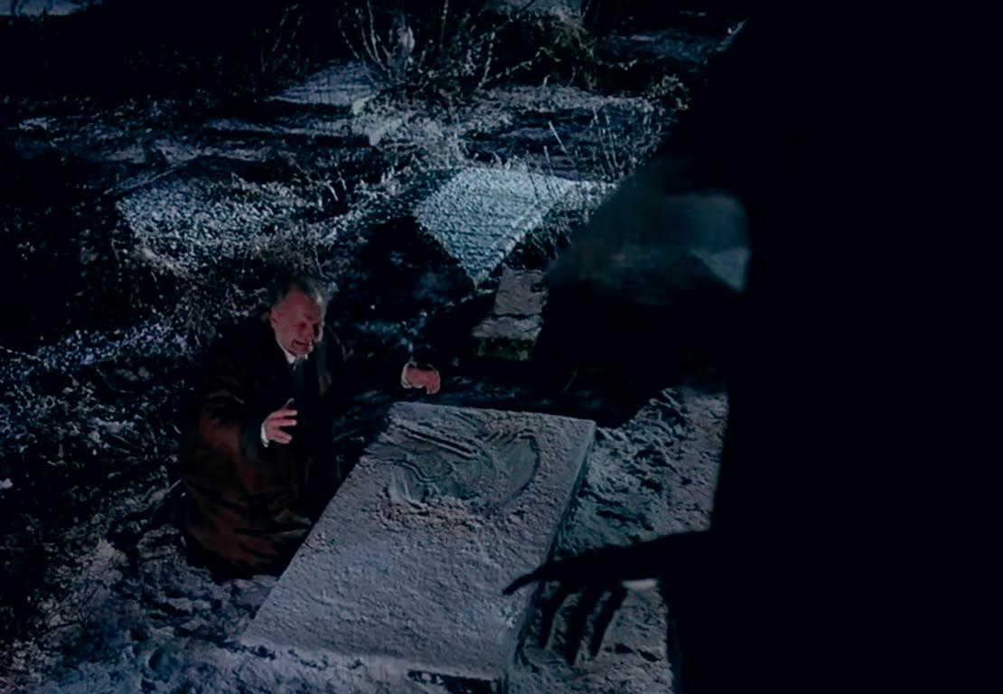 A Christmas Ghost Hunt