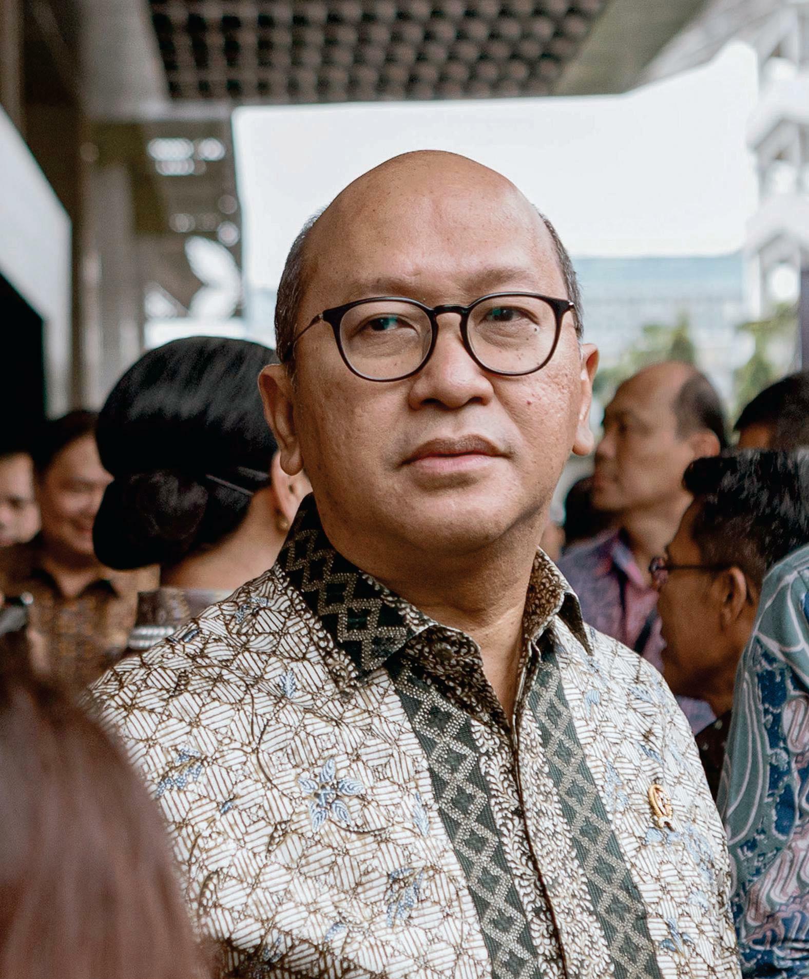 DANANTARA'S CEO THINKS THE NEW SOVEREIGN WEALTH FUND CAN HELP INDONESIA FINALLY UNLOCK ITS POTENTIAL