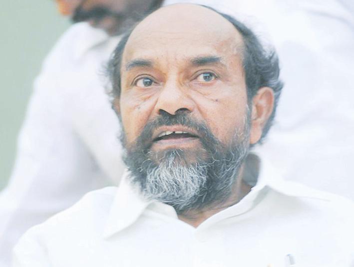 400 ఎకరాల భూమిని వేలంపాట వేస్తే ఖబడ్డార్ : ఆర్. కృష్ణయ్య