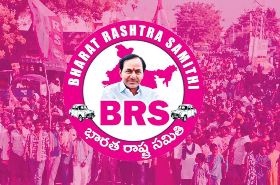 15నెల్లో రెండుసార్లు హాజరు