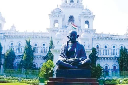 అసెంబ్లీకి ముట్టడికి న్యాయవాదులు