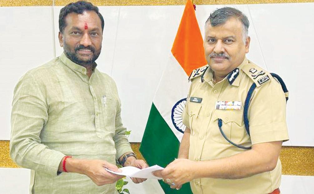 శివాలయం ధ్వంసం చేస్తే స్పందించరా