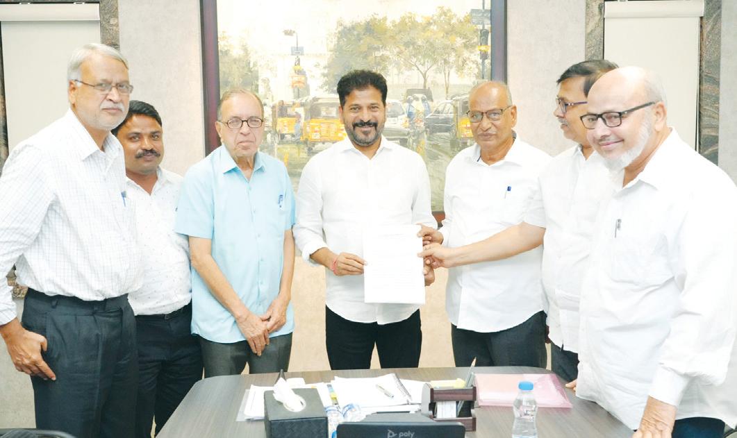 నక్సలిజాన్ని మా ప్రభుత్వం శాంతిభద్రతల అంశంగా పరిగణించదు: రేవంత్