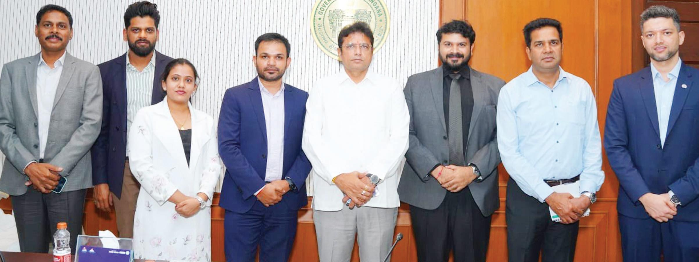 ఫ్యూచర్ సిటీలో పెట్టుబడులు పెట్టండి