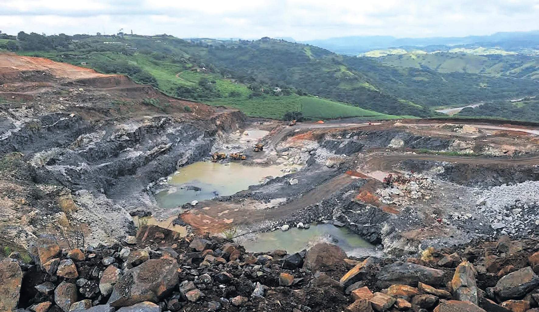 Coast brings jobs, risks and fears