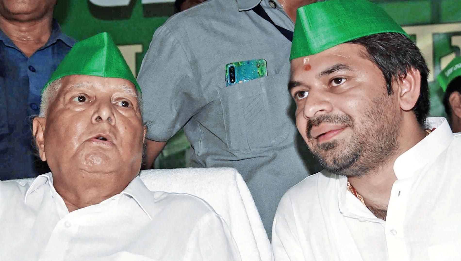 Lalu Expels Tej Pratap from RJD for Six Years, Snaps All Family Ties