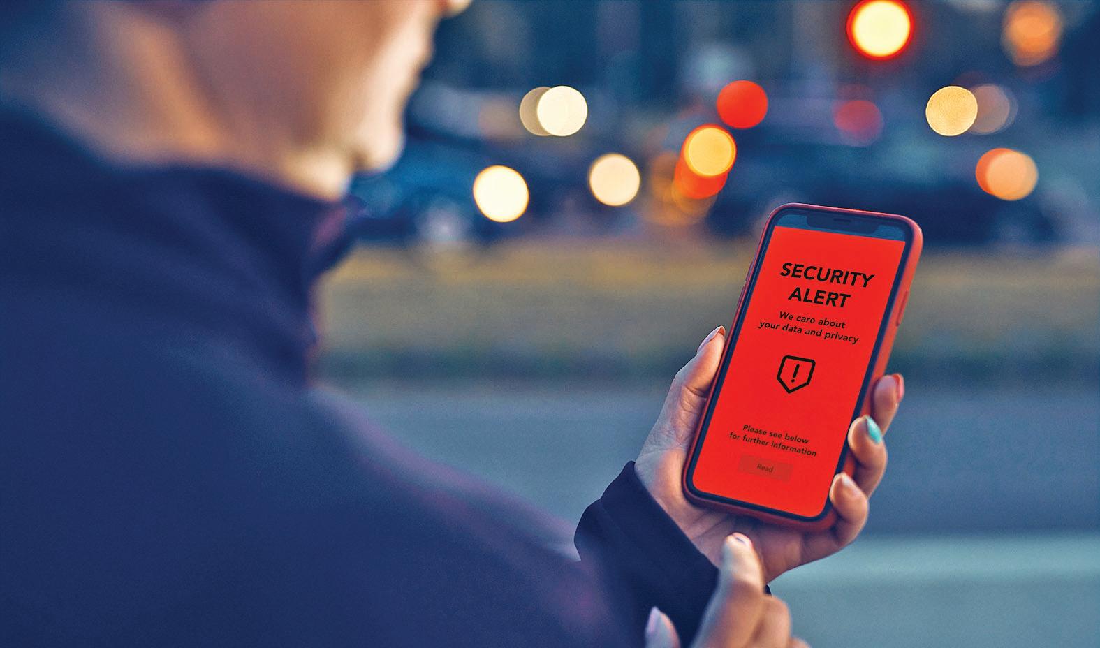 China Hackers Infiltrate US Users' Phone Without Click
