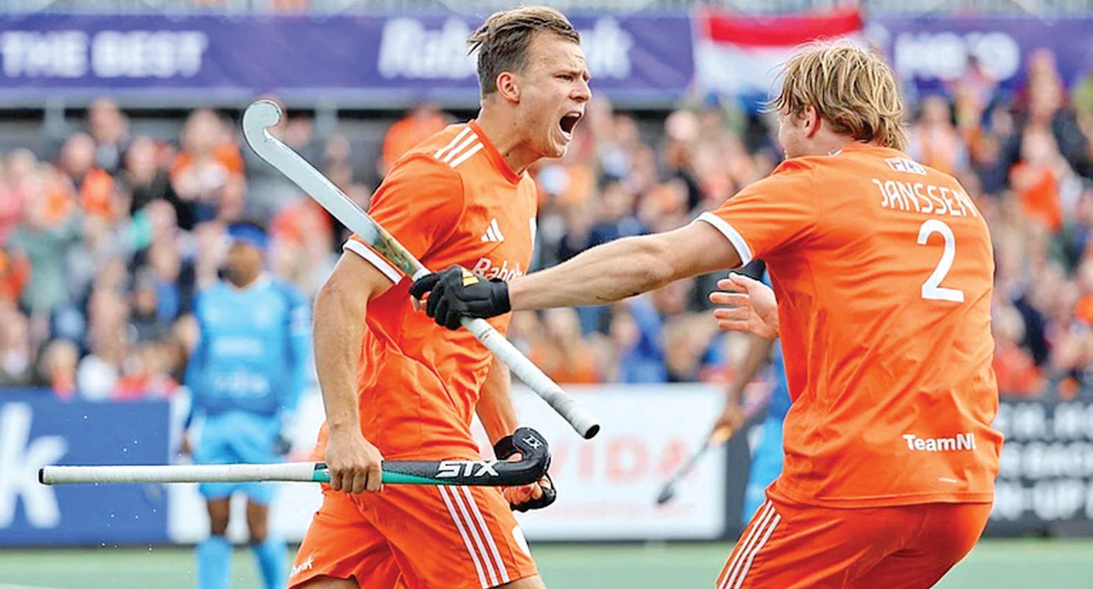 India Go Down to Netherlands