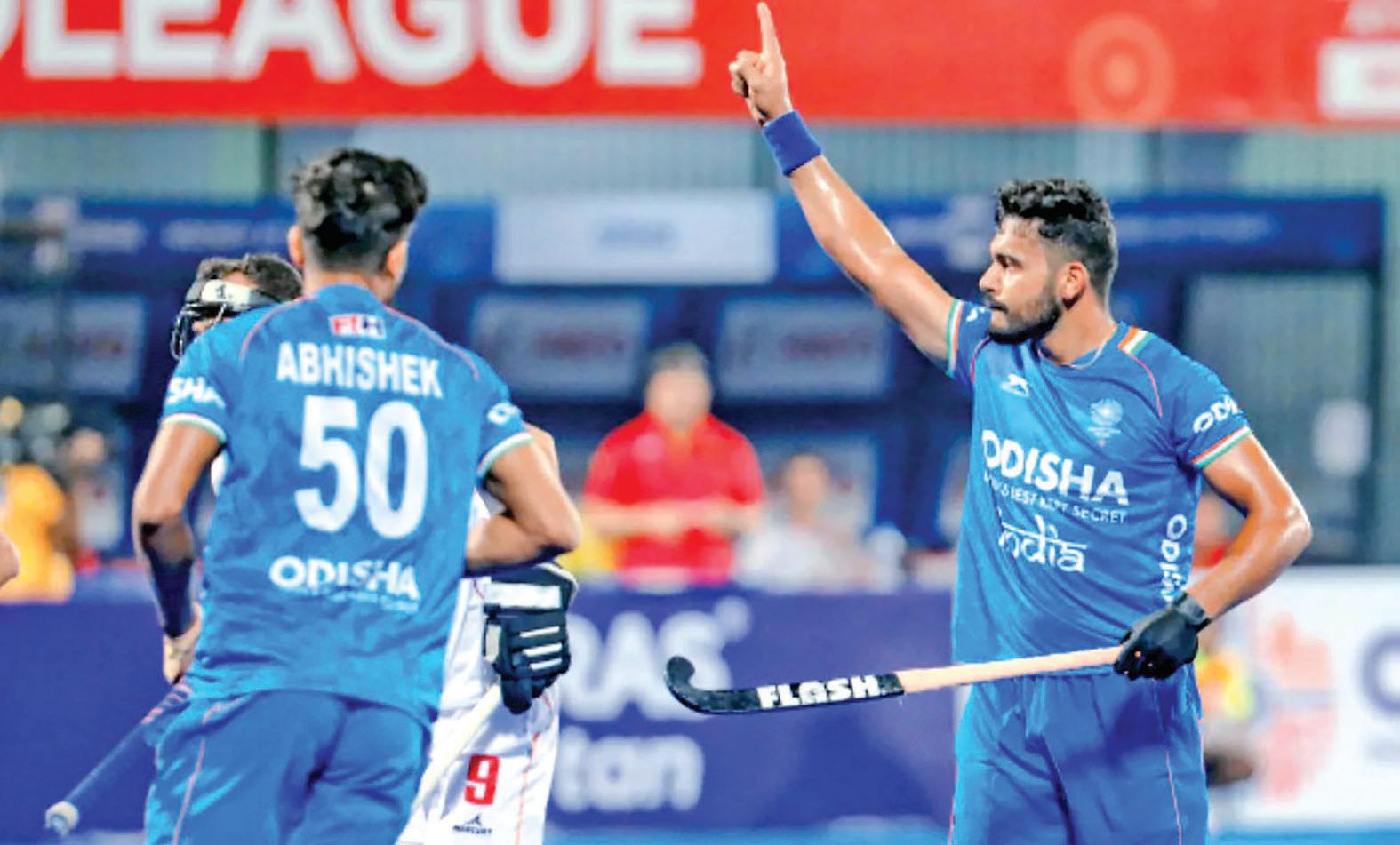 India Suffer Third Consecutive Defeat