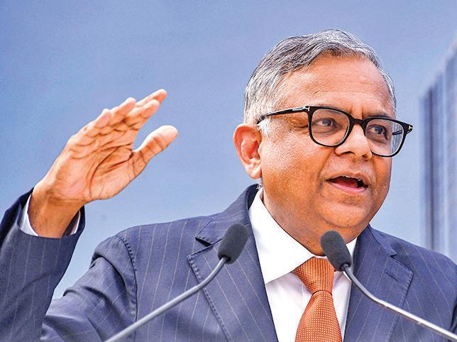 Need to stay on course, Chandra tells AI employees