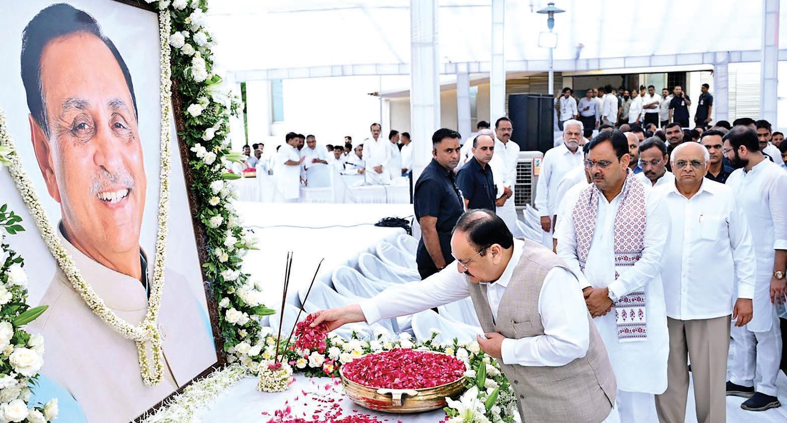 Nadda, CM, Paatil Pay Tributes to Rupani