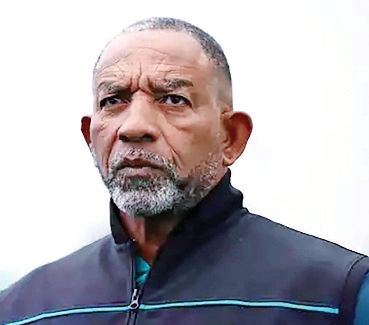 Simmons Confident Ahead of Second Test