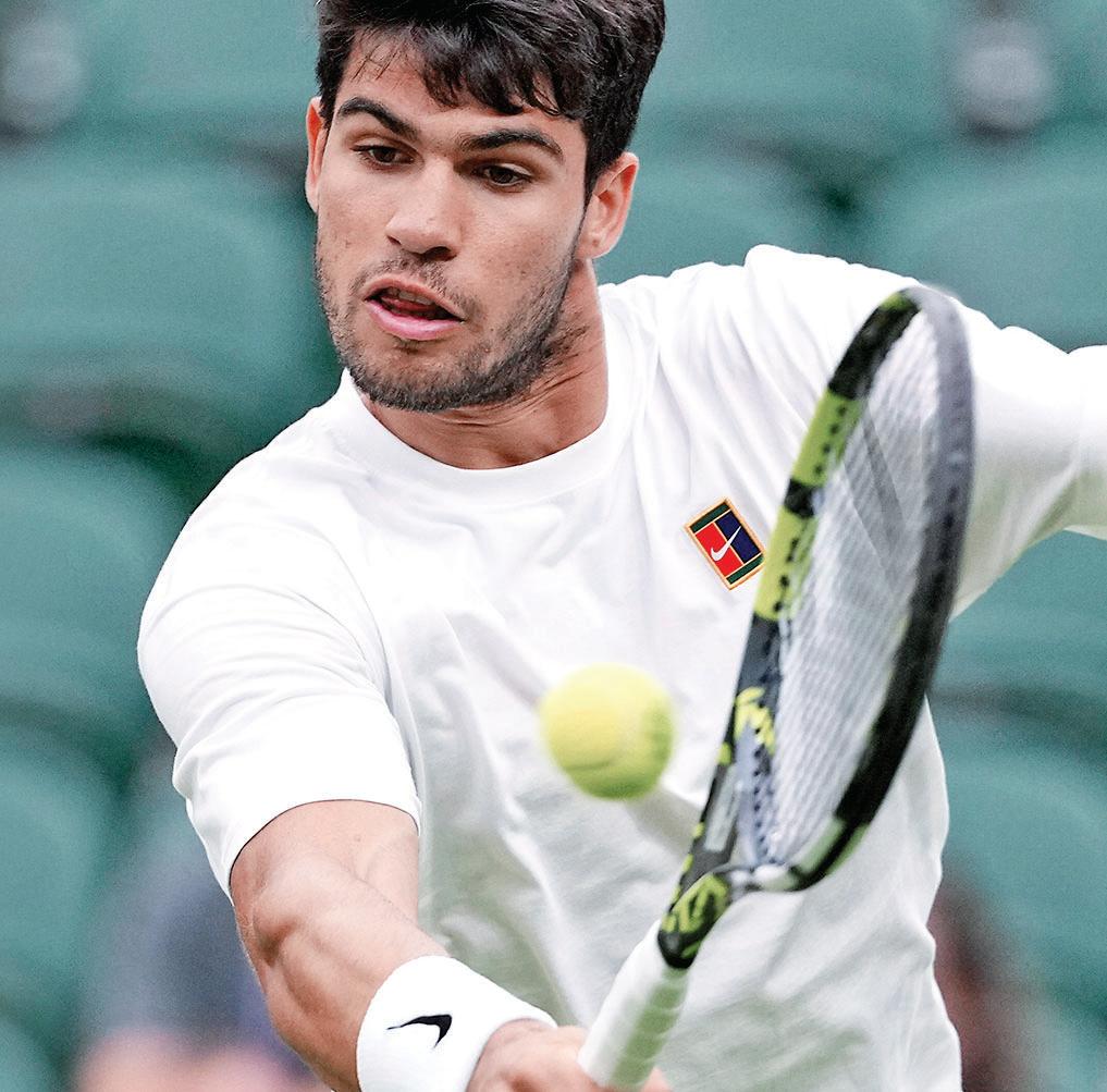 Alcaraz trying to win a third Wimbledon title in row