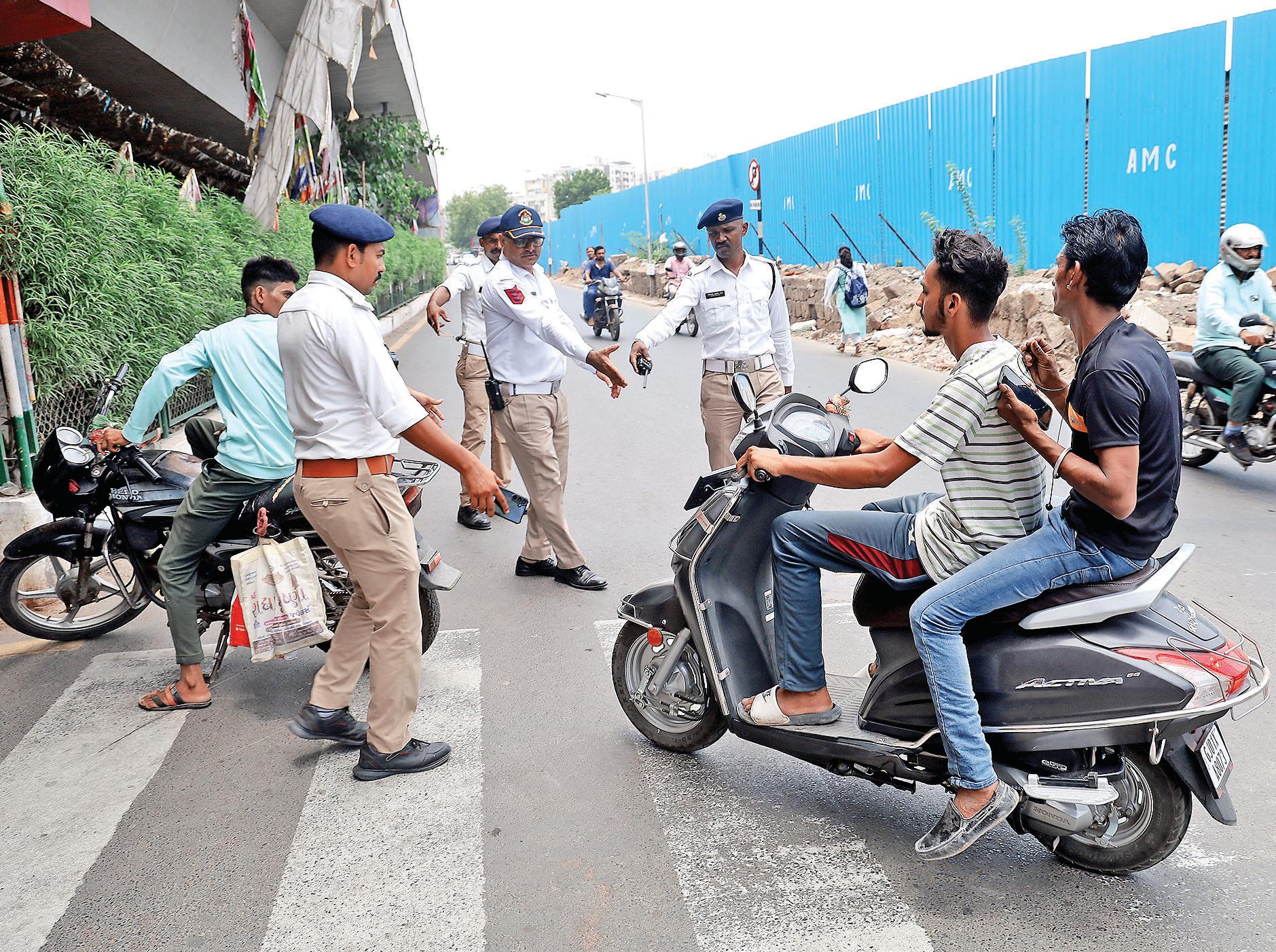 Traffic violations continue to surge in Ahmedabad