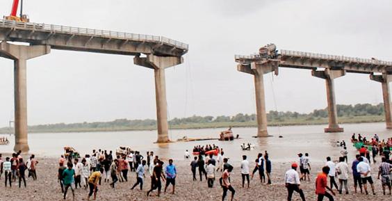 Death toll rises to 17 in Gambhira bridge collapse