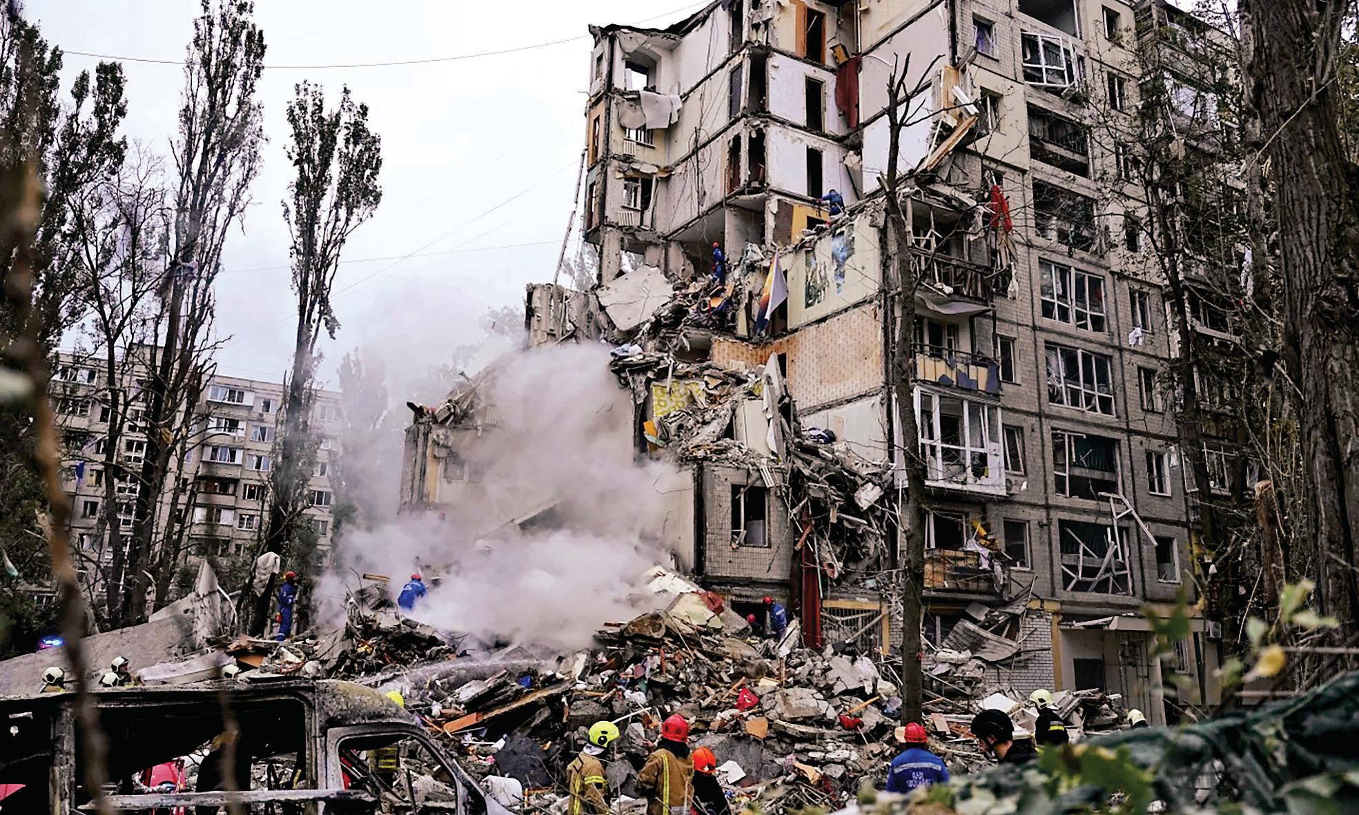 Russian attacks on Kyiv kill 11, injure 124 others